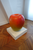 Pomme par Hans Hedbert, Expo Exprience de la couleur, muse de Svres, 2018