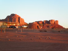 Hogan navajo, monument valley, USA, 2006